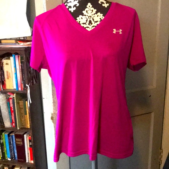 Under Armour Tops - Under armor v neck
